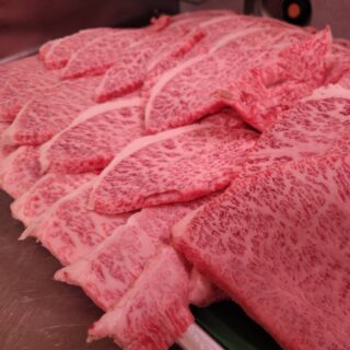 本当に美味しいお肉知ってますか？ 三宮エリ…