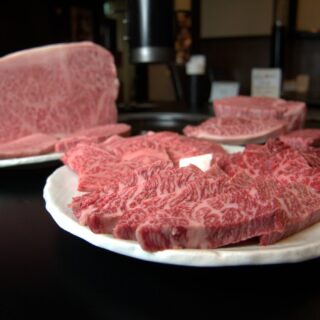 🥩A5黒毛和牛の食べ放題 「A5黒毛和牛って高…