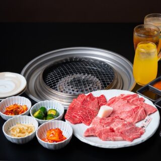 「焼肉あらし」で最高品質のA5黒毛和牛を 牛…